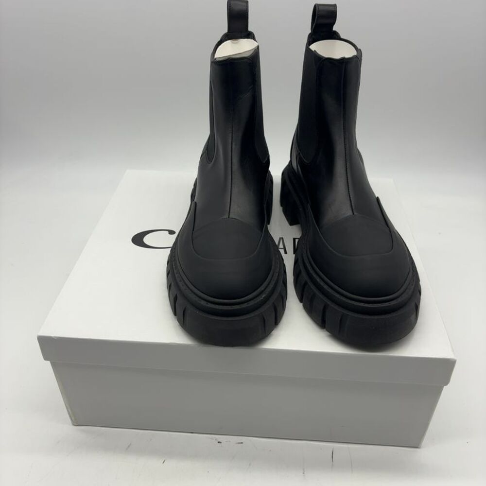 La CANADIENNE Kyree Leather Lug Sole Chelsea Boots Waterproof